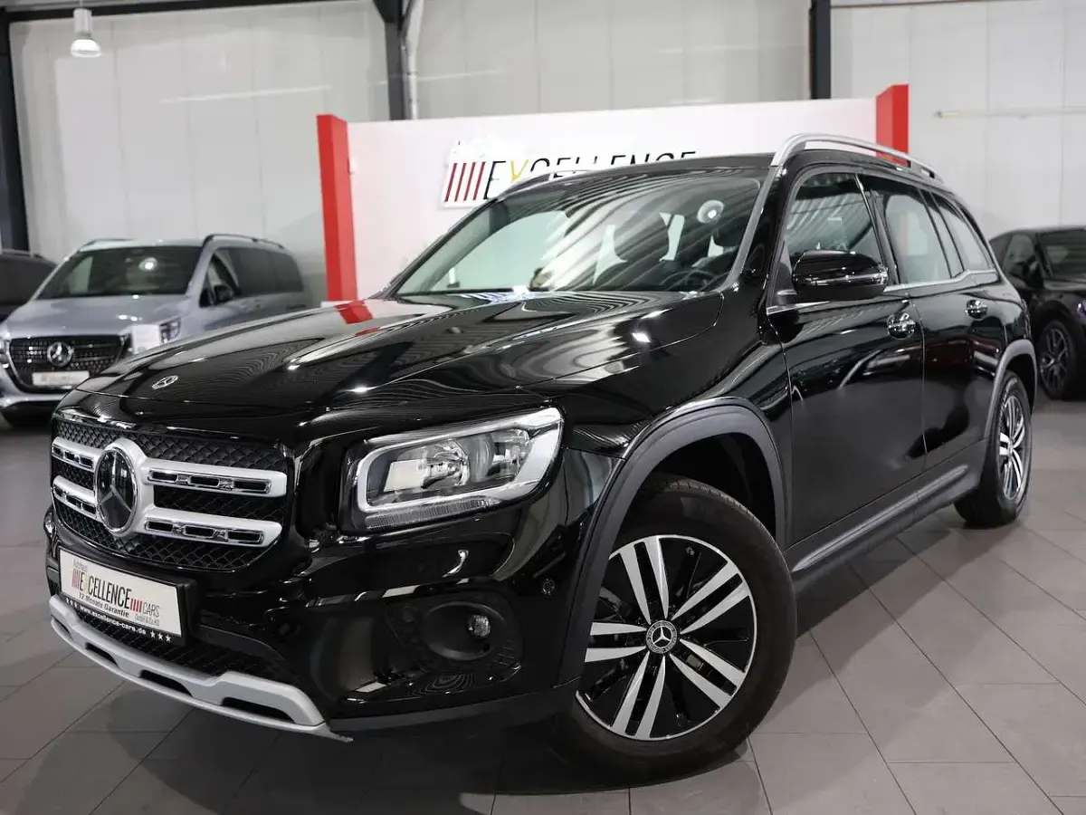 Gebraucht Mercedes GLB200 Business 150 PS (110 kW) 2022 Schwarz SUV