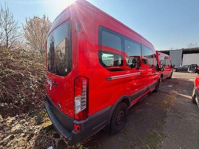 Gebraucht Ford Transit Trend 105 PS (77 kW) 2020 Rot Kombi