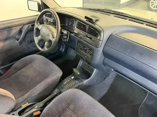 Brugt VW Vento S 258 HK (189 kW) 1993 Hvid Sedan