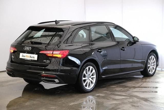 Gebraucht Audi A4 Advanced 204 PS (150 kW) 2021 Schwarz metallic Kombi
