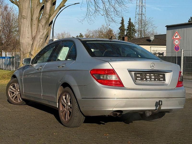 Gebraucht Mercedes C180 Elegance 156 PS (114 kW) 2008 Silber Limousine