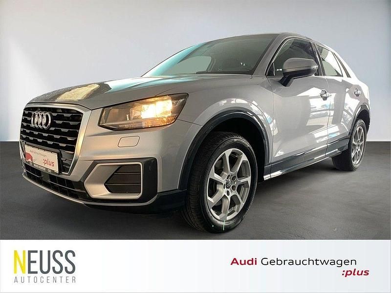 Silber Gebraucht 2019 Audi Q2 Design SUV | 17.850 € (Fairer Preis) - Bild 1/4