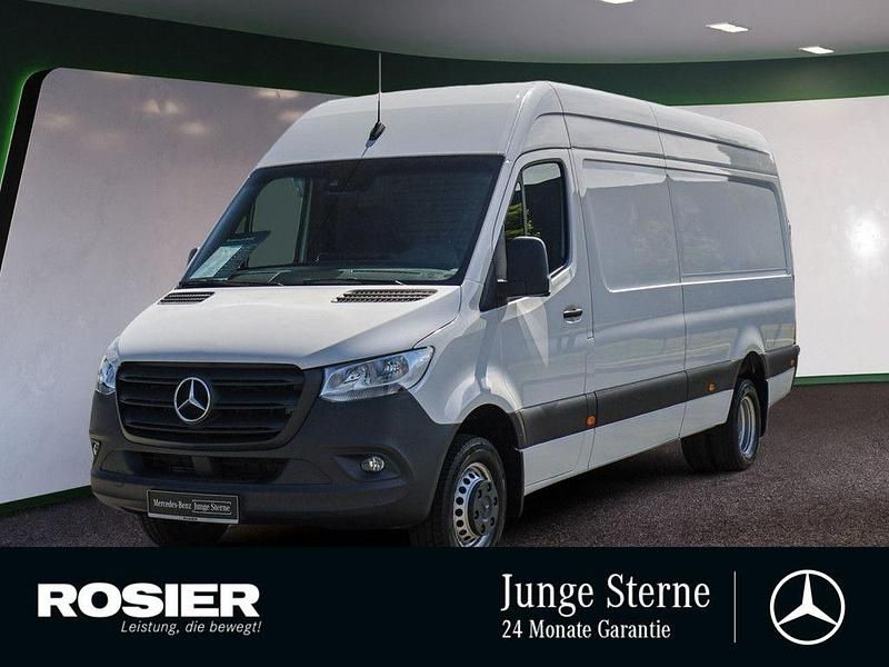 Weiss / arktikweiss Gebraucht 2021 Mercedes Sprinter Van | 30.690 € (Fairer Preis) - Bild 1/4