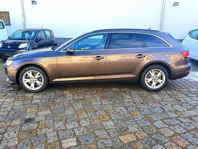 Gebraucht Audi A4 Sport 150 PS (110 kW) 2018 Braun Kombi