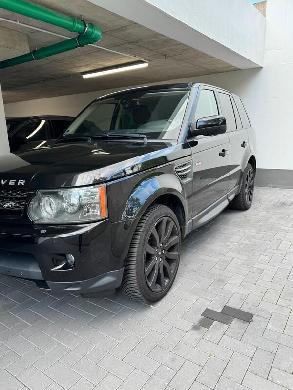 Schwarz Gebraucht 2010 Land Rover Range Rover Sport Autobiography SUV | 11.800 € (Fairer Preis) - Bild 1/4