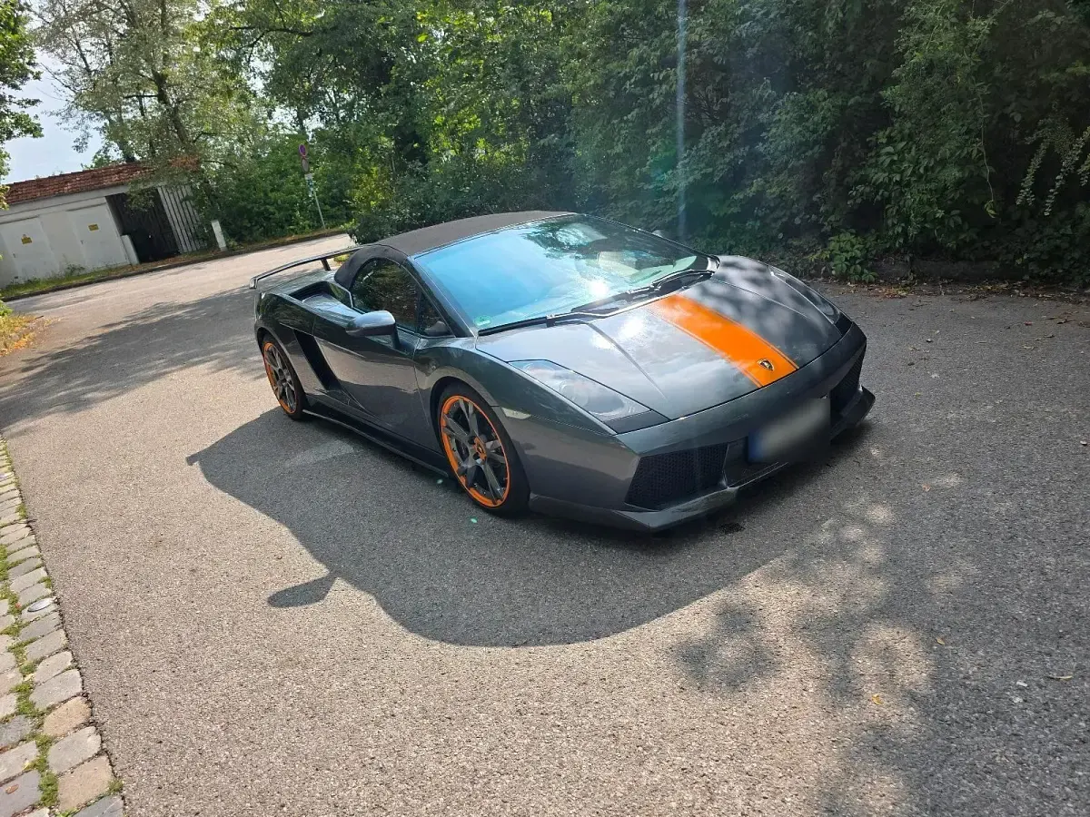 Gebraucht Lamborghini Gallardo 600 PS (441 kW) 2008 Grau Cabrio