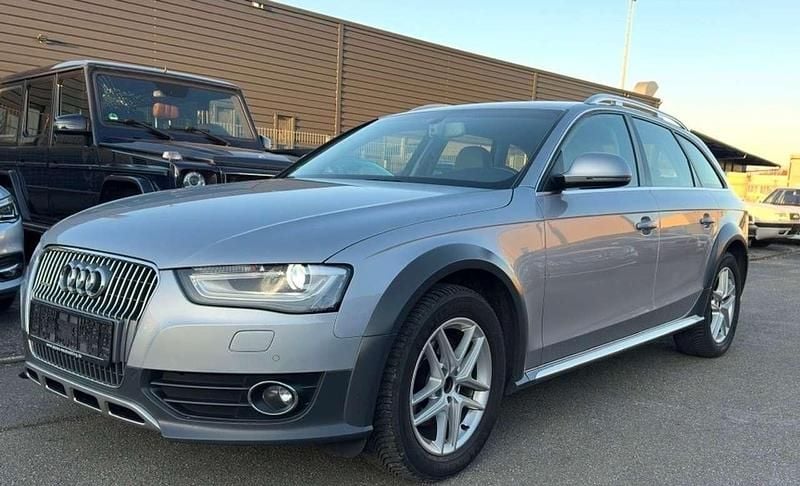 Grau Gebraucht 2016 Audi A4 Allroad Comfort Kombi | 15.990 € (Fairer Preis) - Bild 1/4