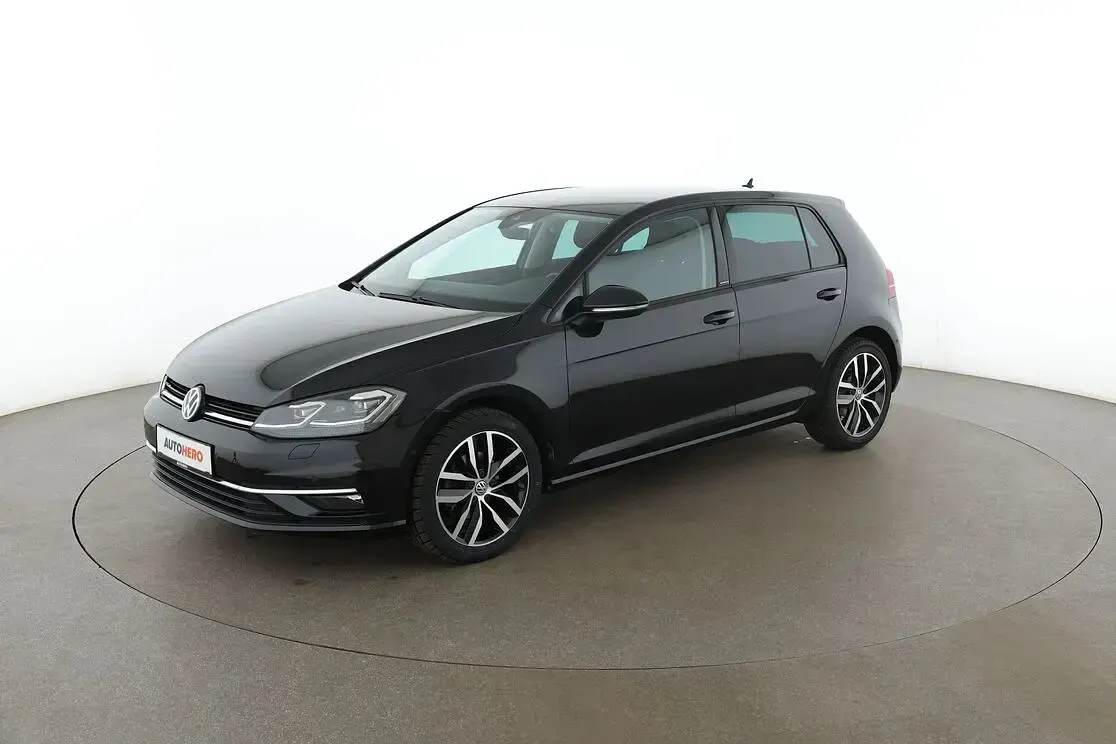 Gebraucht VW Golf VII IQ Drive 116 PS (85 kW) 2019 Limousine