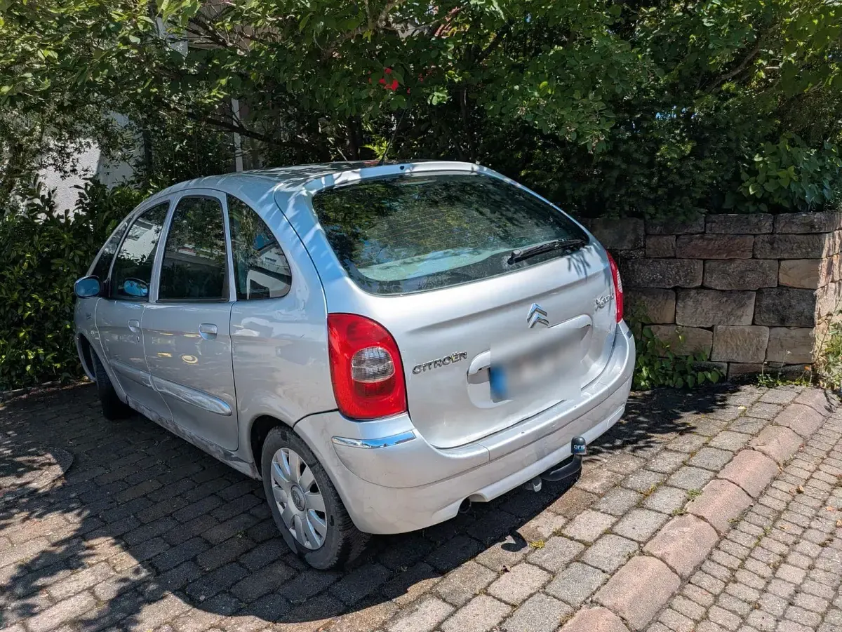 Gebraucht Citroën Xsara Picasso Comfort 116 PS (85 kW) 2005 Silber Van / Kleinbus