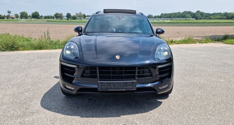 Schwarz Gebraucht 2017 Porsche Macan Turbo Sport SUV | 27.900 € (Guter Preis) - Bild 1/4