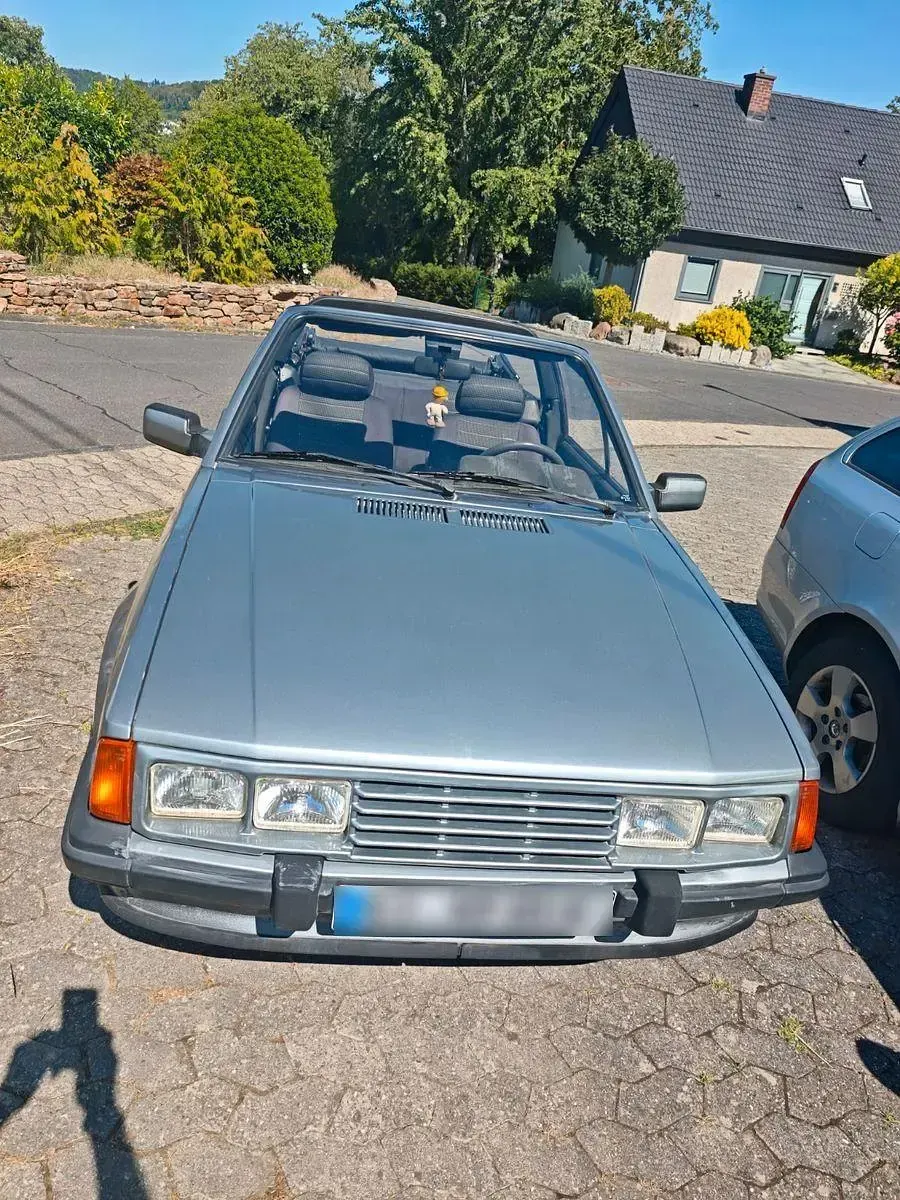 Gebraucht Ford Escort Cabriolet 105 PS (77 kW) 1985 Silber Cabrio