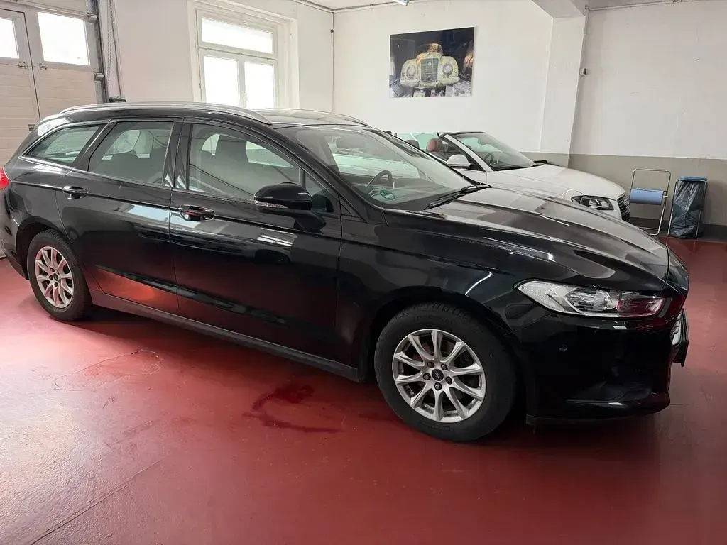 Gebraucht Ford Mondeo Trend 160 PS (117 kW) 2017 Schwarz Limousine