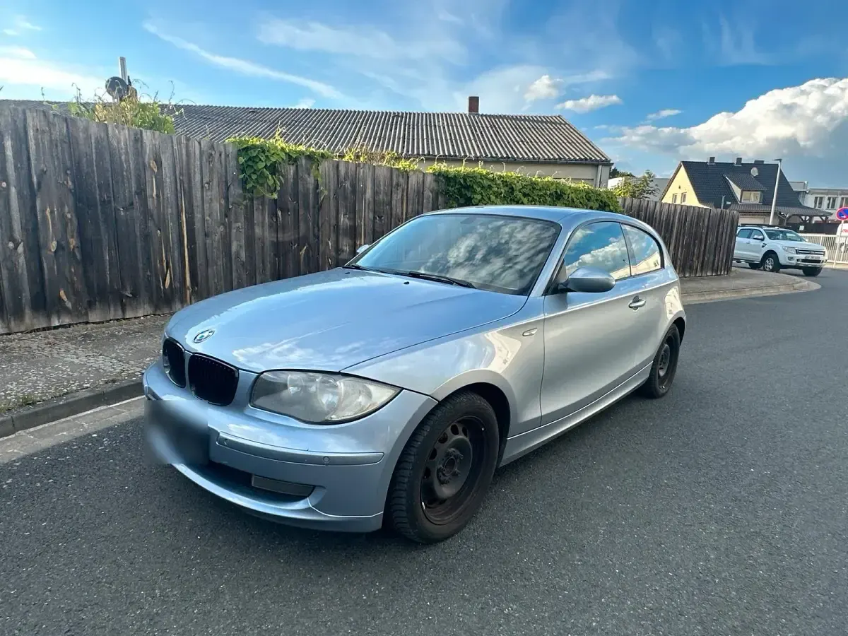 Gebraucht BMW 120 170 PS (125 kW) 2008 Blau Kleinwagen