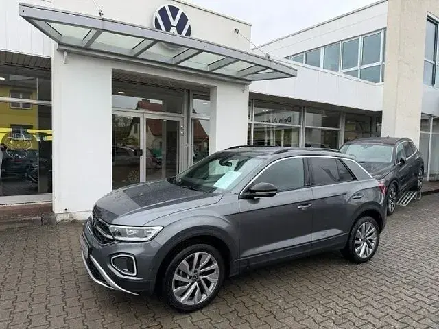 Second-hand VW T-Roc Move 150 CP (110 kW) 2023 Gri SUV