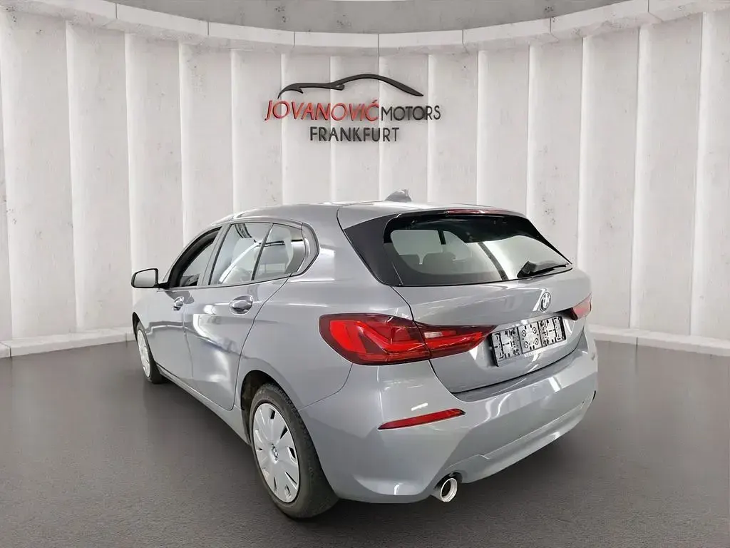 Gebraucht BMW 116 116 PS (85 kW) 2023 Grau Kleinwagen