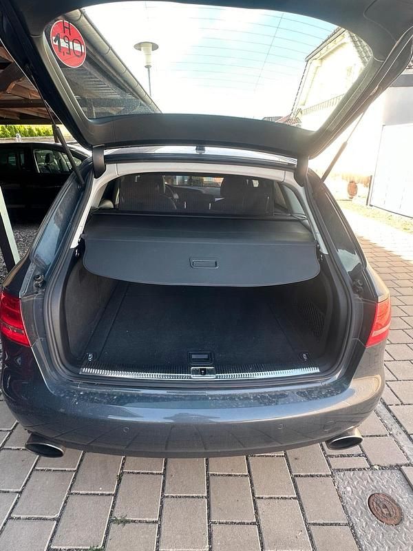 Gebraucht Audi A4 S-Line 211 PS (155 kW) 2009 Grau Kombi