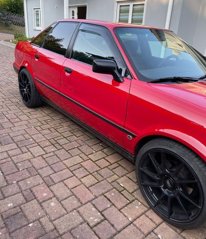 Rot Gebraucht 1992 Audi 80 Limousine | 7.000 € - Bild 1/4