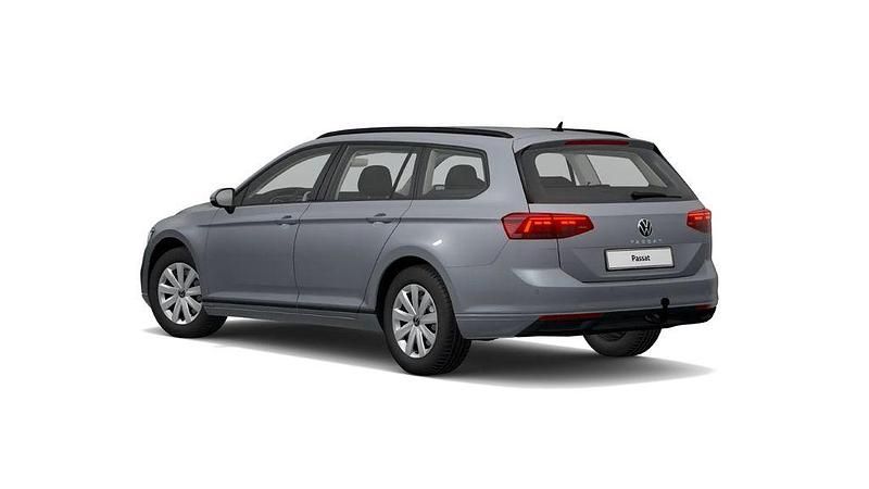 Gebraucht VW Passat Basis 150 PS (110 kW) 2023 Grau Kombi