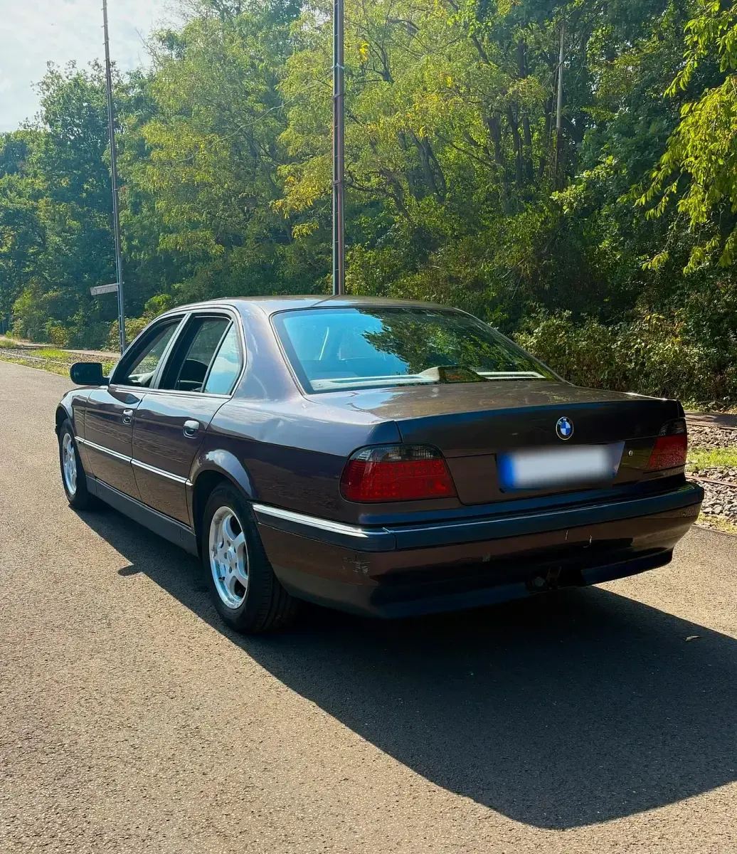 Gebraucht BMW 728 193 PS (141 kW) 1998 Violet Limousine