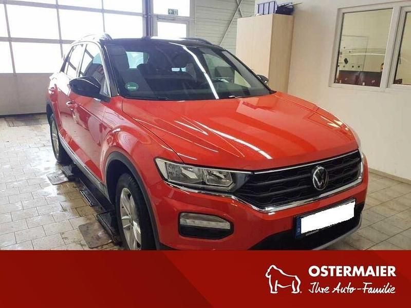 Gebraucht VW T-Roc Active 110 PS (80 kW) 2022 Flashrot schwarz SUV