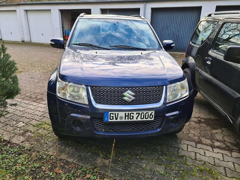 Gebraucht Suzuki Grand Vitara Comfort 166 PS (122 kW) 2010 Blau SUV