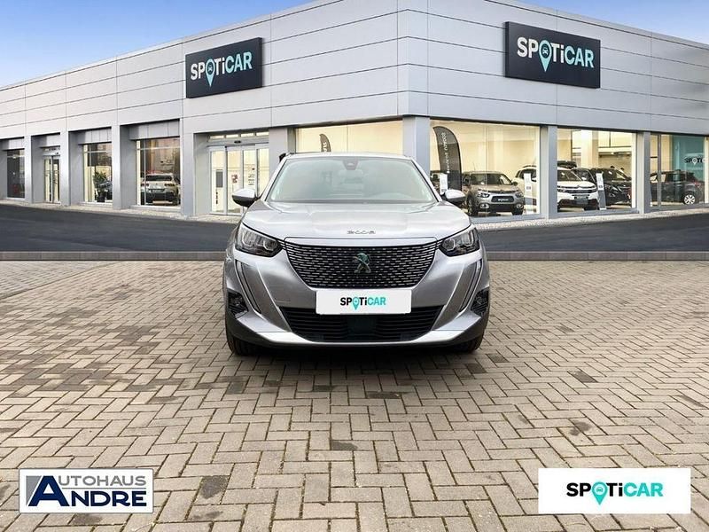 Gebraucht Peugeot e-2008 Allure 100 kW (136 PS) 2021 Grau SUV