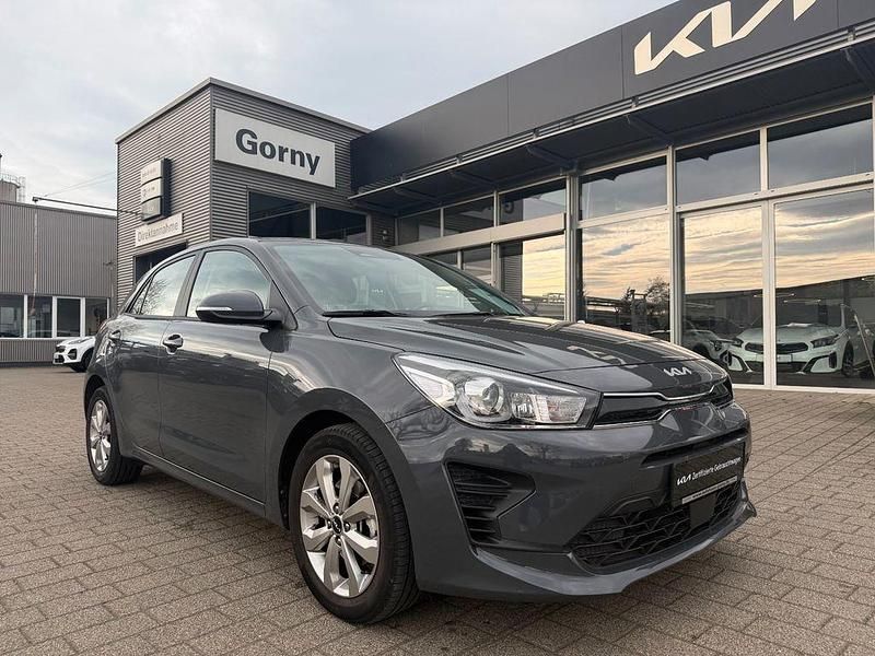 Gebraucht Kia Rio Vision 84 PS (61 kW) 2023 Grau Limousine