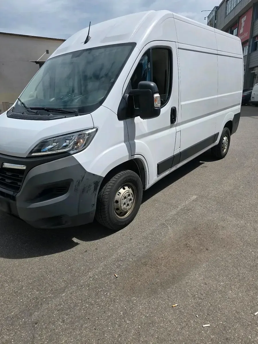Gebraucht Opel Movano 140 PS (102 kW) 2021 Weiß Van