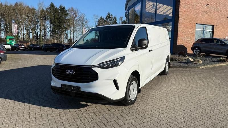 Gebraucht Ford Transit 136 PS (100 kW) 2024 Weiß Limousine