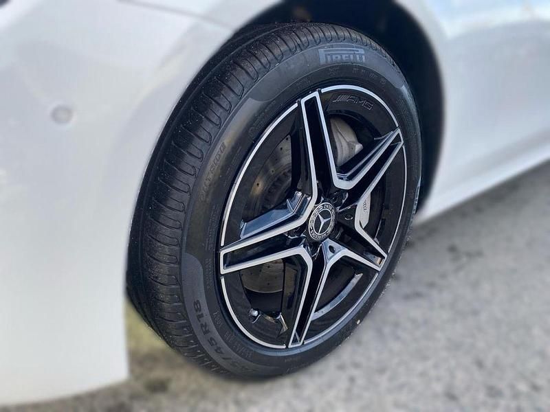 Gebraucht Mercedes E300 AMG 320 PS (235 kW) 2022 Weiß Limousine