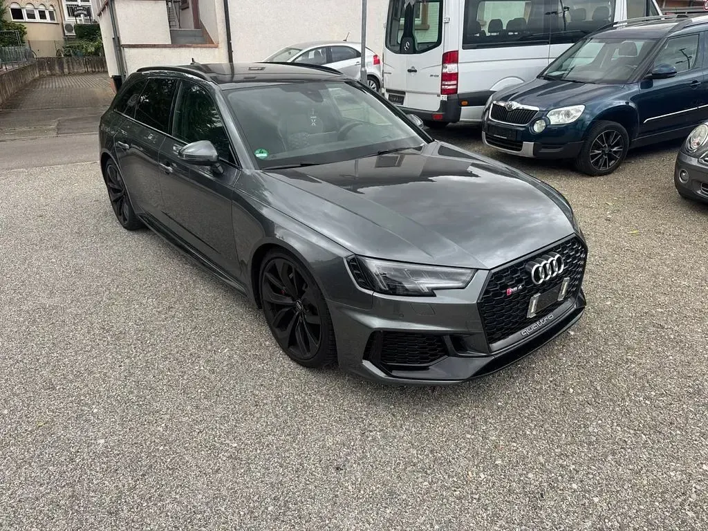 Gebraucht Audi RS4 Sport 450 PS (330 kW) 2018 Grau Kombi