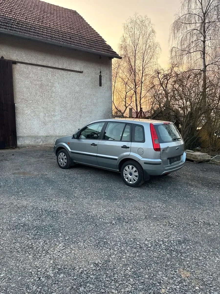 Gebraucht Ford Fusion 80 PS (58 kW) 2005 Silber Kleinwagen