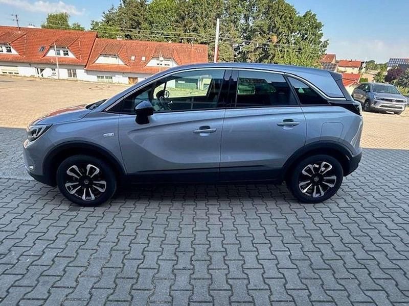 Gebraucht Opel Crossland 131 PS (96 kW) 2024 Lack grau artense metallic SUV