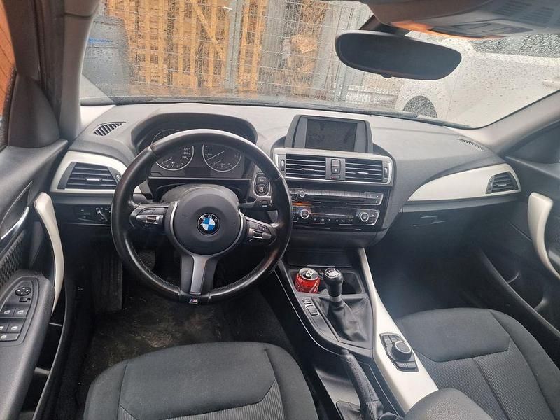 Gebraucht BMW 116 109 PS (80 kW) 2016 Schwarz Kleinwagen