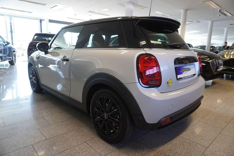 Gebraucht Mini Cooper SE 135 kW (184 PS) 2021 Silber Kleinwagen