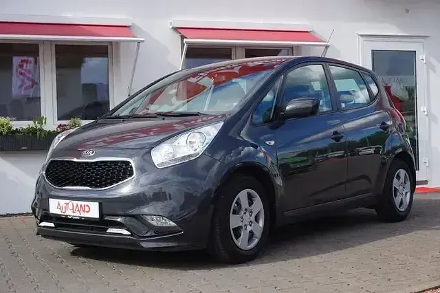 Gebraucht Kia Venga 125 PS (91 kW) 2019 Darkpentametalmet. Kleinwagen