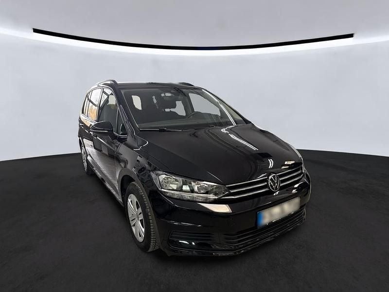 Gebraucht VW Touran 150 PS (110 kW) 2022 Schwarz Van / Kleinbus