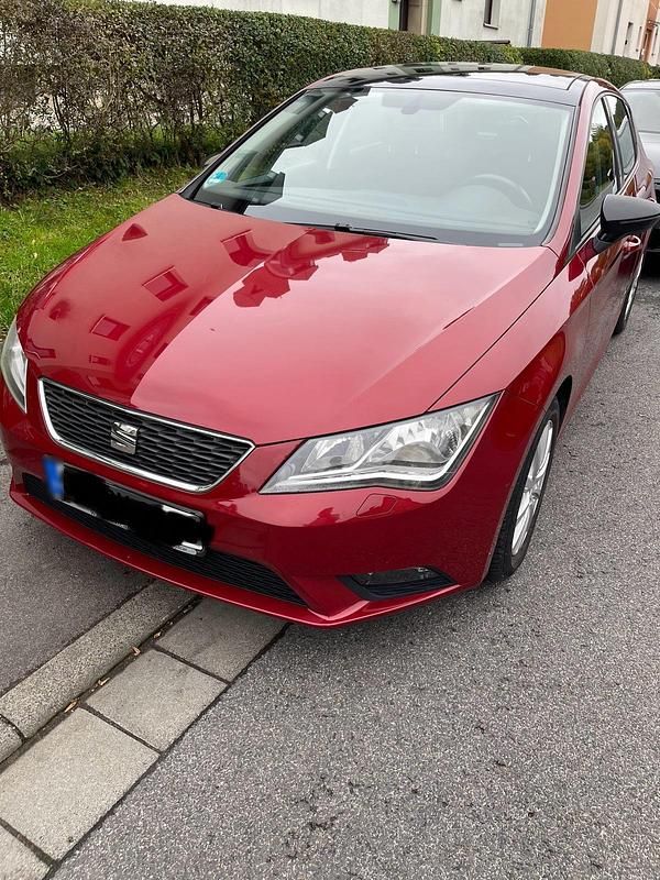 Gebraucht Seat Leon 105 PS (77 kW) 2014 Rot Kleinwagen