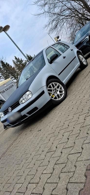 Gebraucht VW Golf IV 75 PS (55 kW) 2002 Silber Kleinwagen