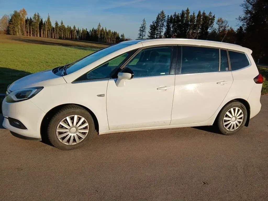 Gebraucht Opel Zafira Tourer 140 PS (102 kW) 2018 Weiß Van / Kleinbus