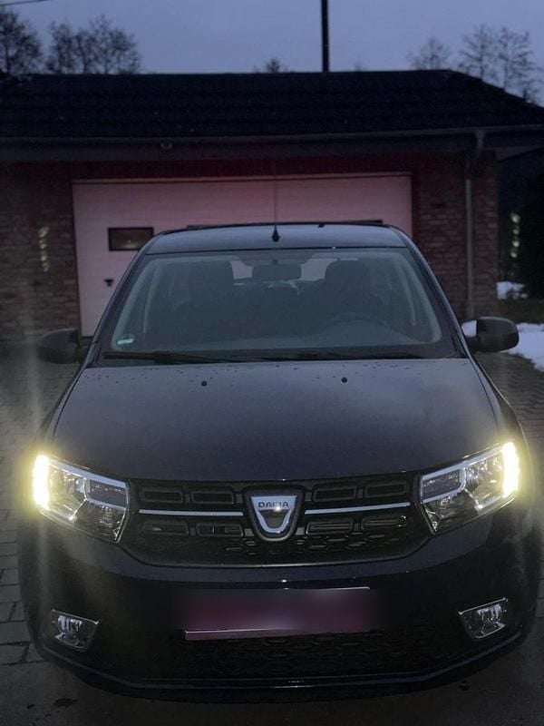 Gebraucht Dacia Sandero Essentiel 73 PS (53 kW) 2020 Schwarz Kleinwagen
