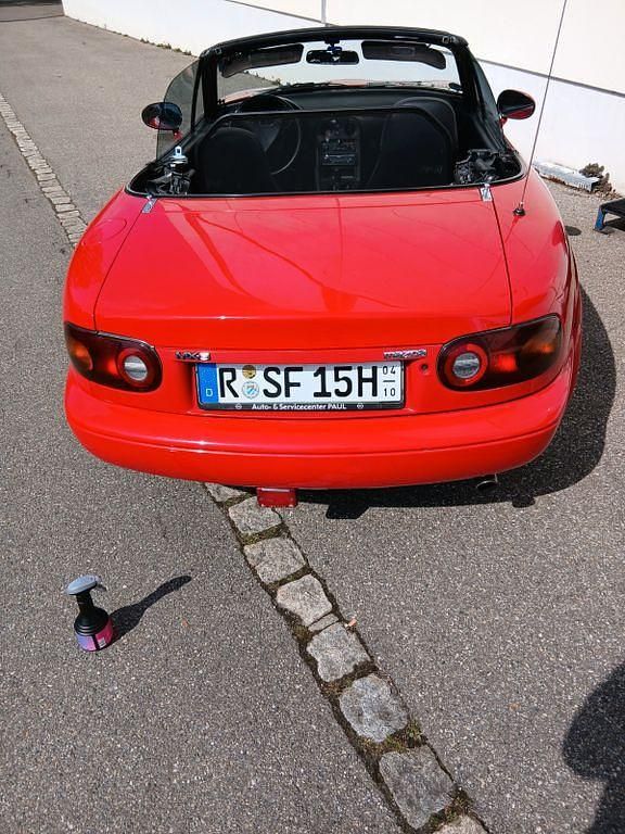Gebraucht Mazda MX5 116 PS (85 kW) 1990 Rot Cabrio