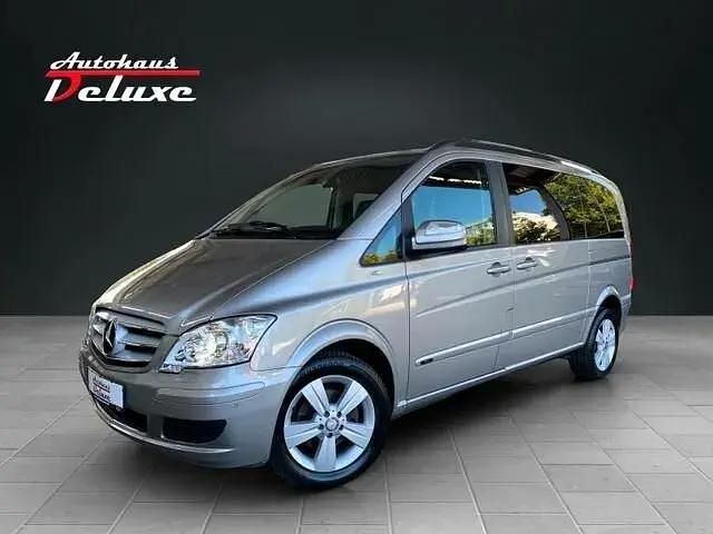 Cubanitsilber Gebraucht 2012 Mercedes Viano Edition Van / Kleinbus | 27.900 € - Bild 1/4