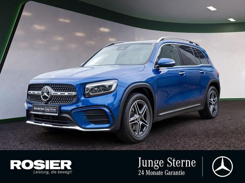 Blau / spektralblau Gebraucht 2024 Mercedes GLB180 Premium SUV | 48.790 € - Bild 1/4