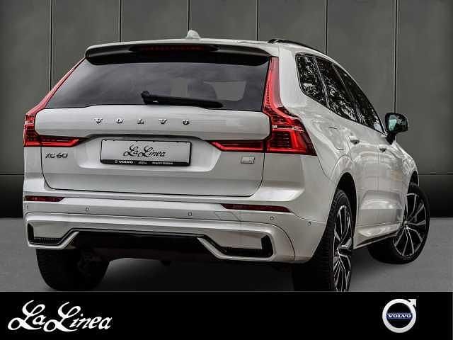 Gebraucht Volvo XC60 Plus 349 PS (256 kW) 2023 Weiß SUV