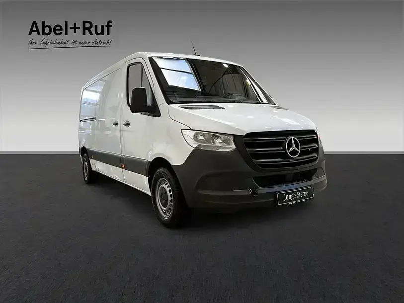 Gebraucht Mercedes Sprinter 114 PS (83 kW) 2023 Arktikweiß Van