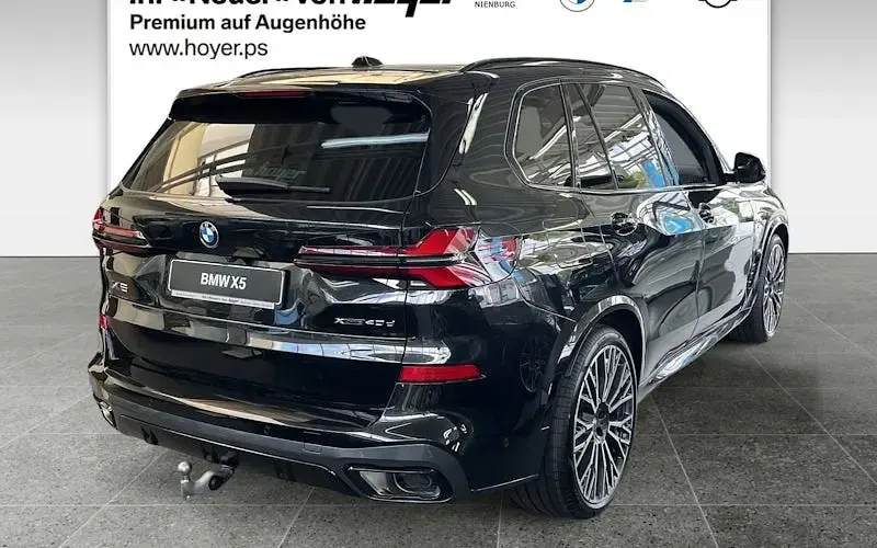Neu BMW X5 Comfort Edition 352 PS (258 kW) 2026 Schwarz SUV