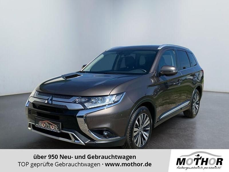 Braun Gebraucht 2019 Mitsubishi Outlander Active SUV | 15.438 € (Fairer Preis) - Bild 1/3