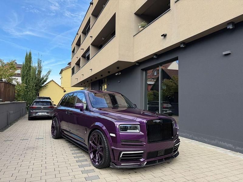 Gebraucht Rolls Royce Cullinan 571 PS (419 kW) 2023 Violett SUV