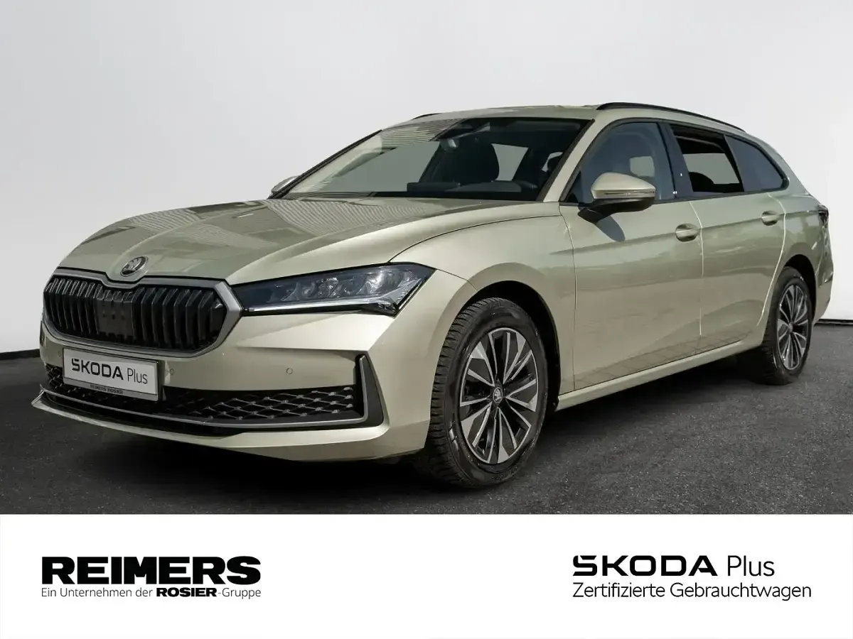 Gebraucht Skoda Superb Selection 150 PS (110 kW) 2025 Kombi